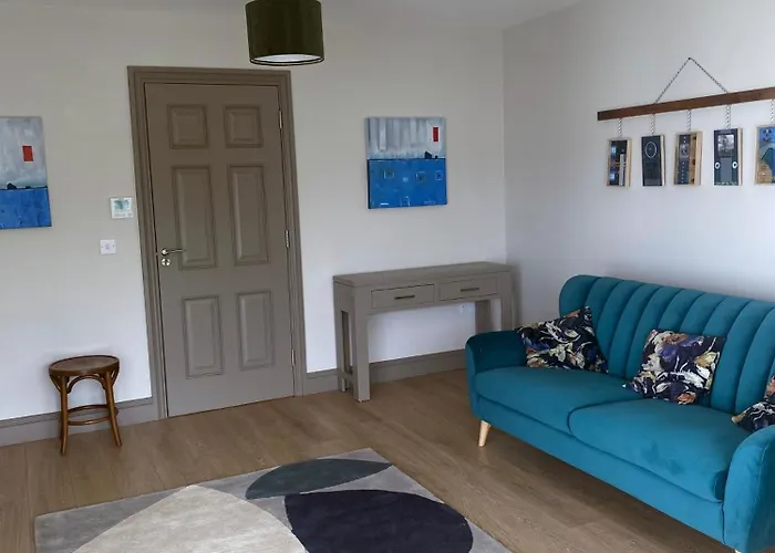 At Bowe's Cafe Lejlighed